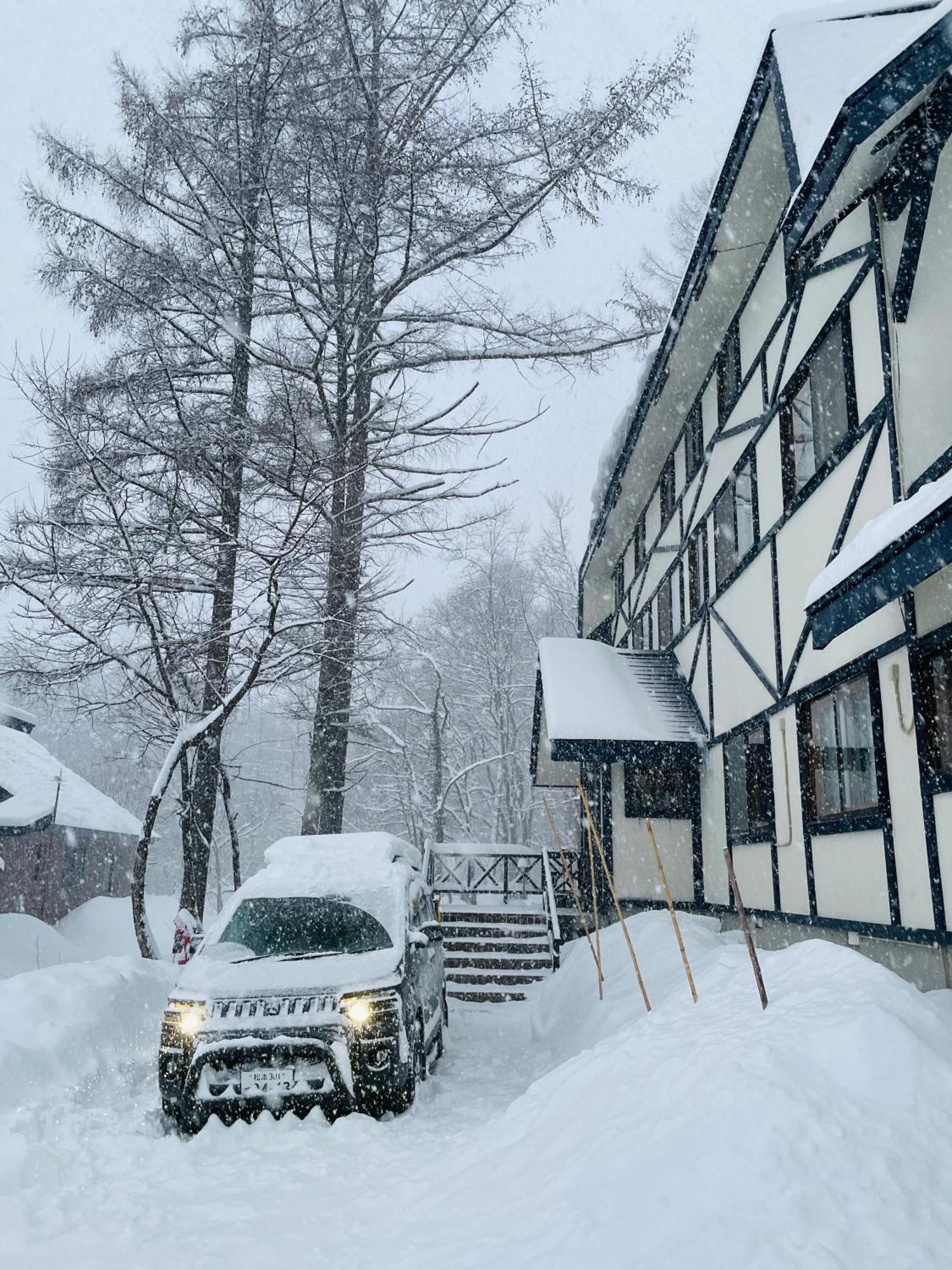 The Answer Bed & Breakfast Hakuba Eksteriør bilde