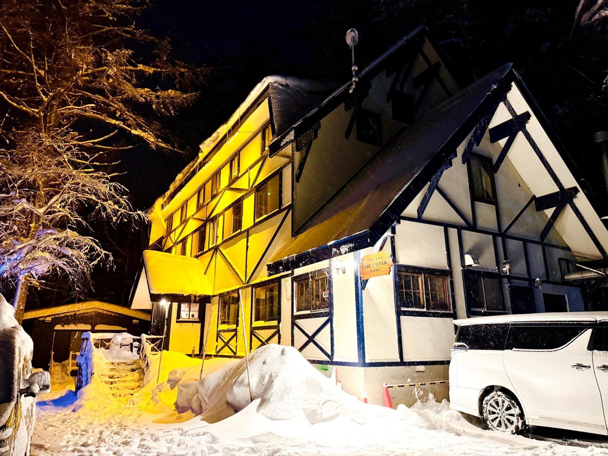 The Answer Bed & Breakfast Hakuba Eksteriør bilde